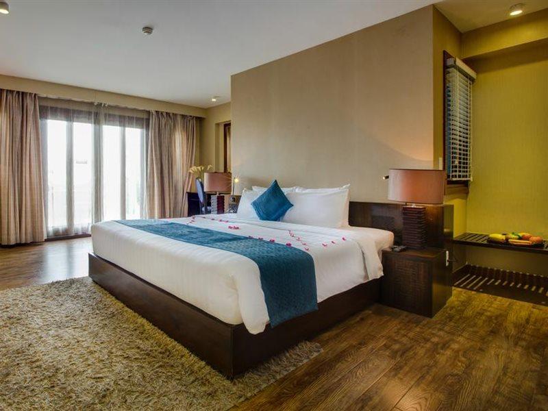 Oriental Suites Hotel & Spa Hanoi Exterior foto