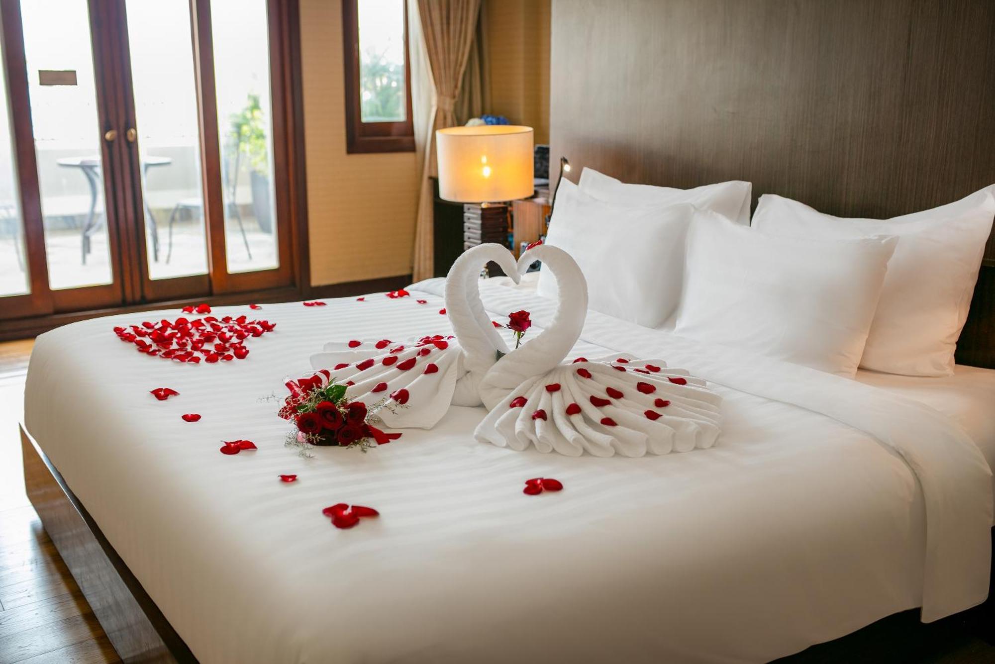 Oriental Suites Hotel & Spa Hanoi Exterior foto