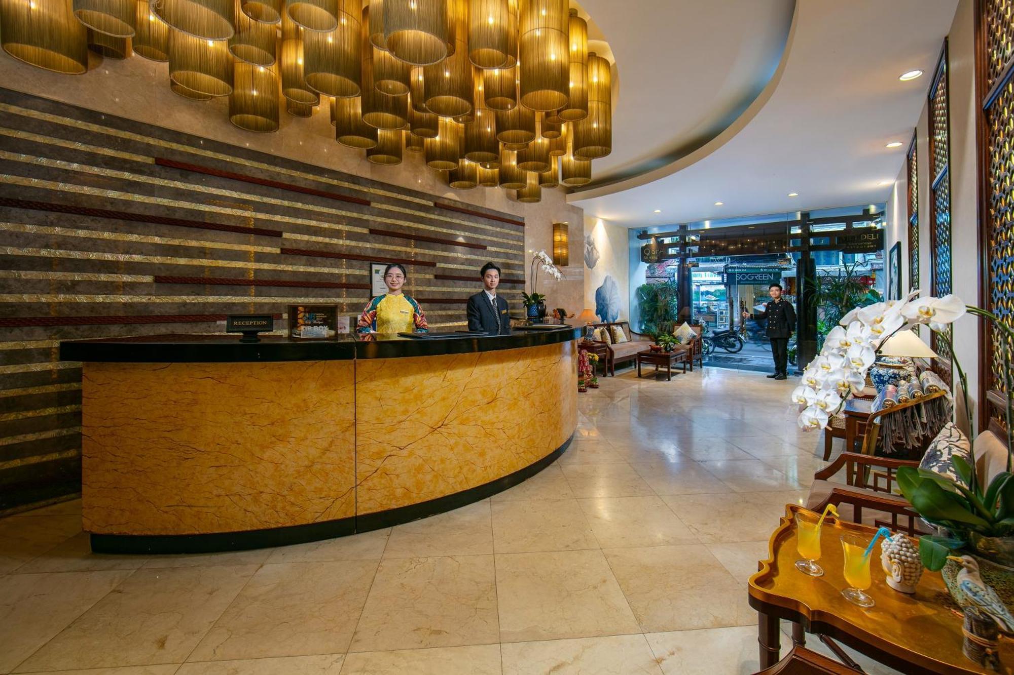 Oriental Suites Hotel & Spa Hanoi Exterior foto