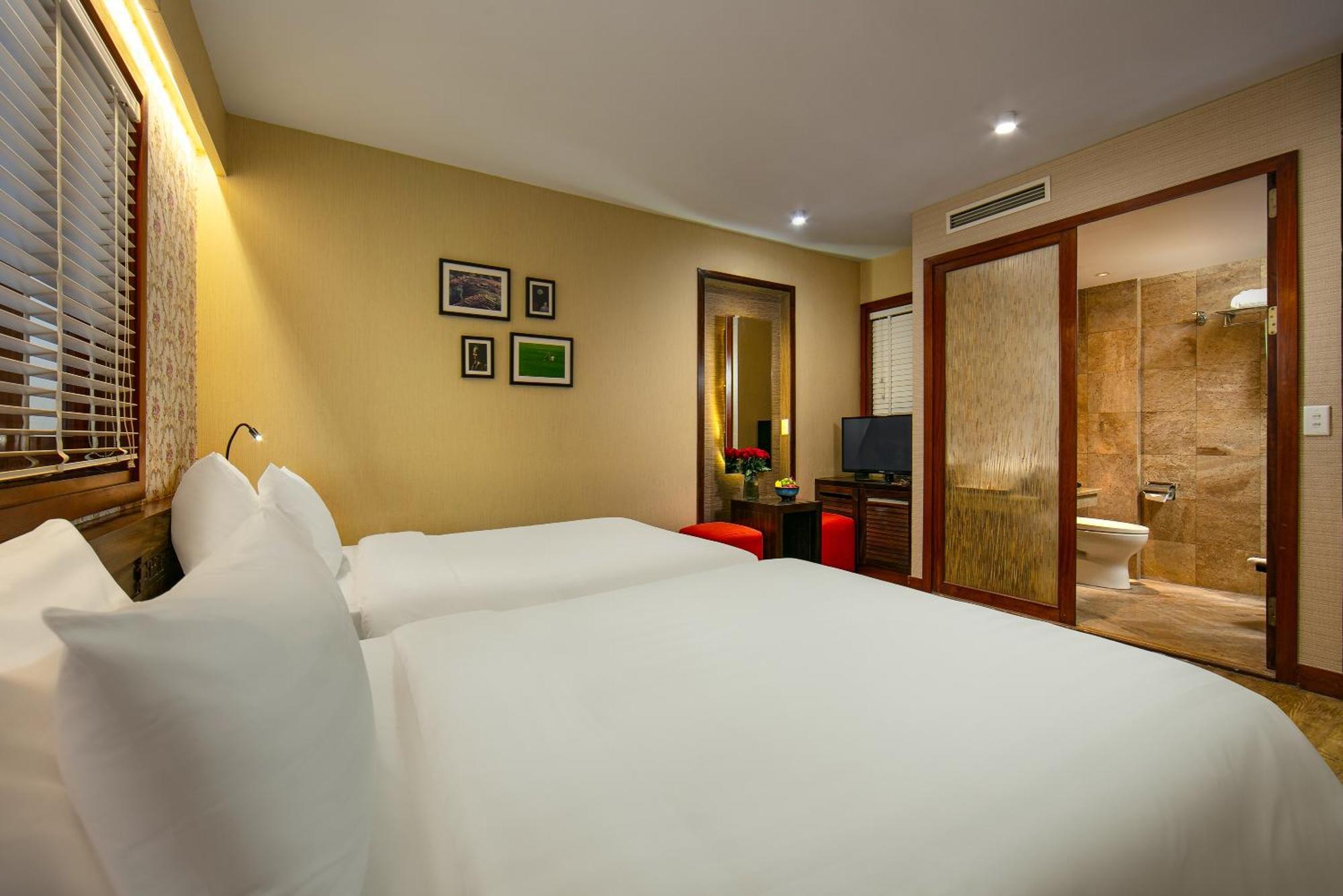 Oriental Suites Hotel & Spa Hanoi Exterior foto