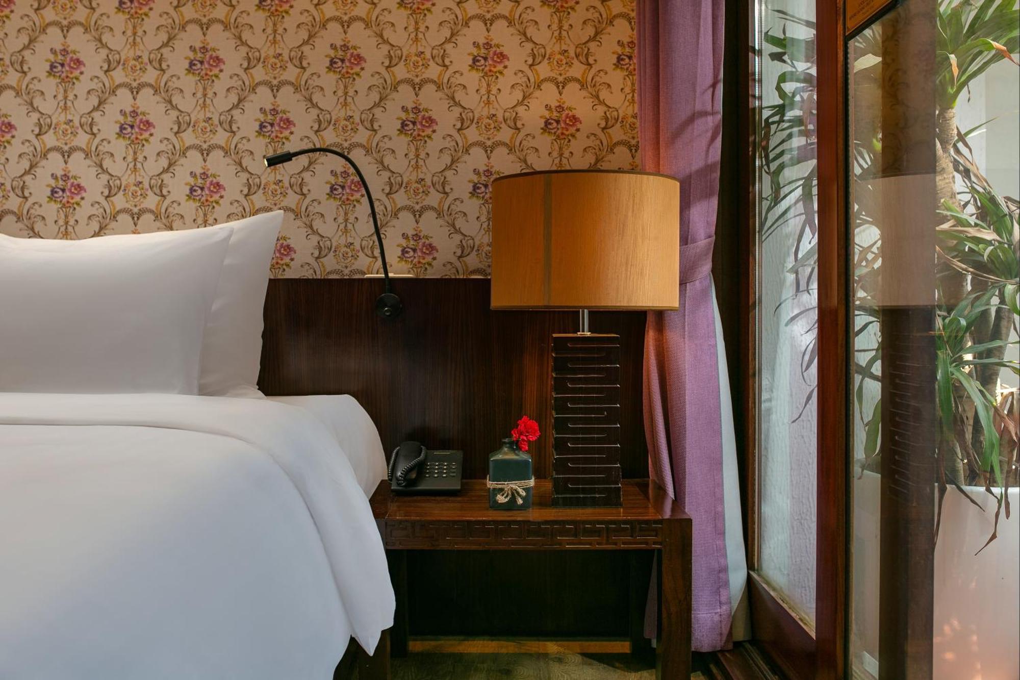 Oriental Suites Hotel & Spa Hanoi Exterior foto