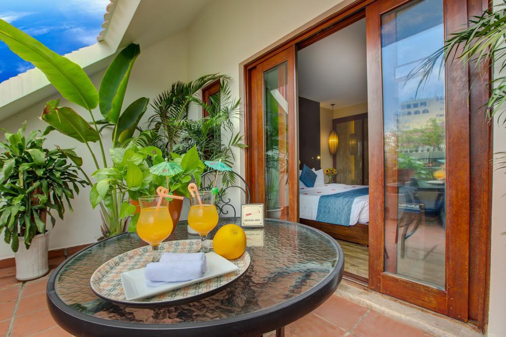 Oriental Suites Hotel & Spa Hanoi Exterior foto