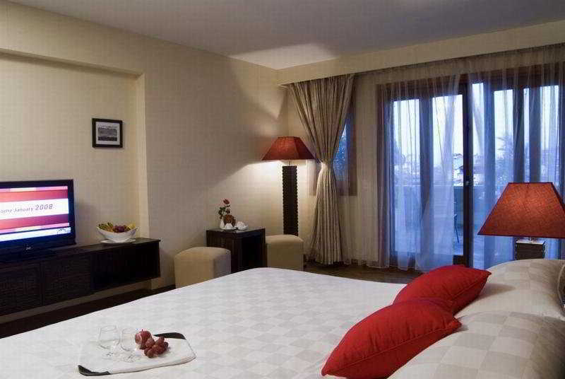 Oriental Suites Hotel & Spa Hanoi Exterior foto