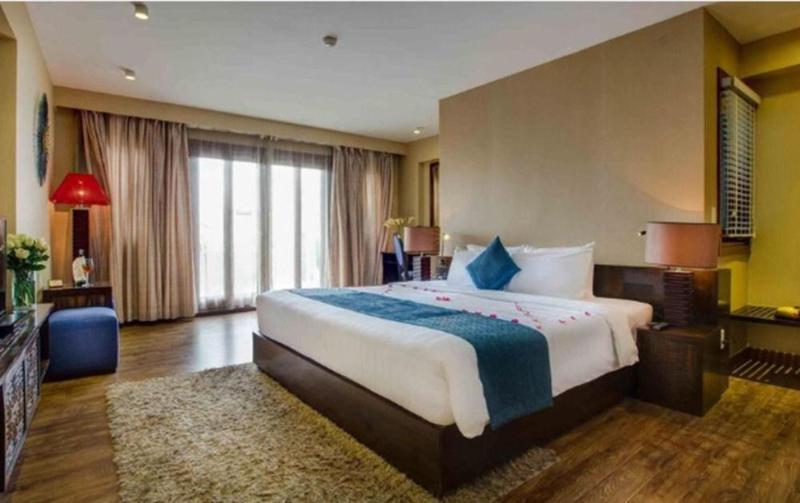 Oriental Suites Hotel & Spa Hanoi Exterior foto