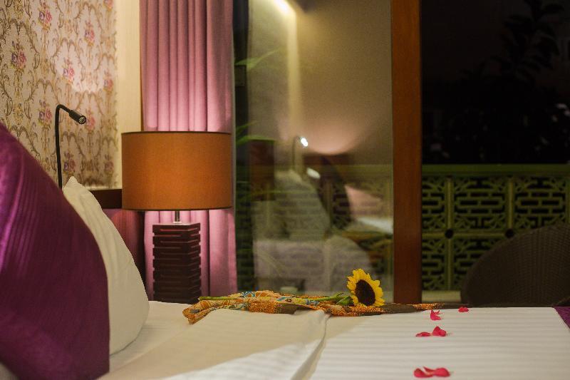 Oriental Suites Hotel & Spa Hanoi Exterior foto